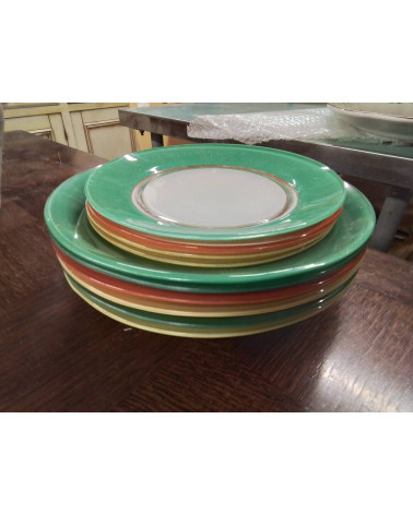 LOT D’ASSIETTES COULEURS VINTAGE 
