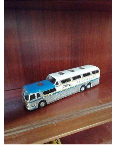 BUS 1/43 GREYHOUD 