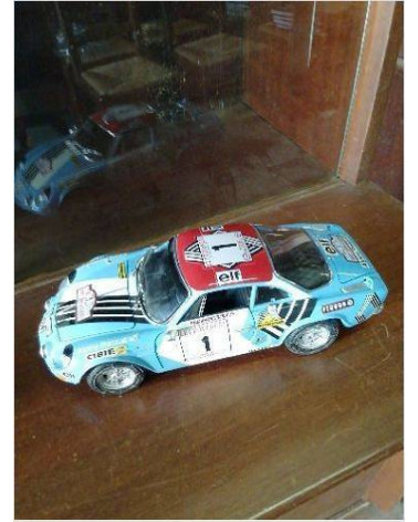 VÉHICULE ALPINE RENAULT MAISTO 
