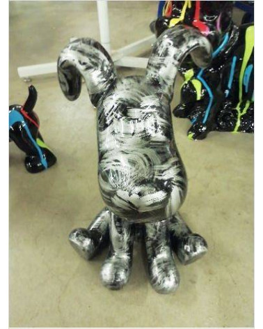 CHIEN NOIR ARGENTÉ TPM