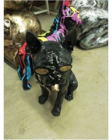 CHIEN BULLDOG TPM NOIR ET DORÉ 