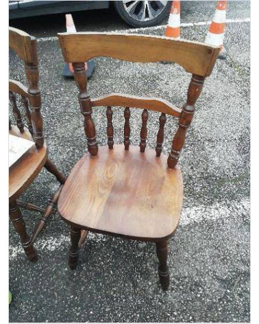 LOT DE 4 CHAISES RUSTIQUE 