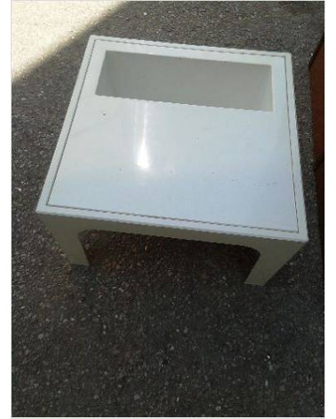 TABLE PLASTIQUE 
