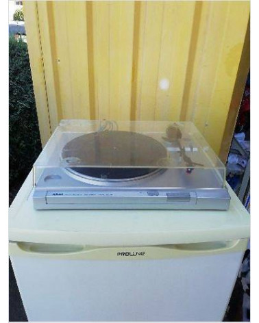 TOURNE DISQUES AKAI AP-81