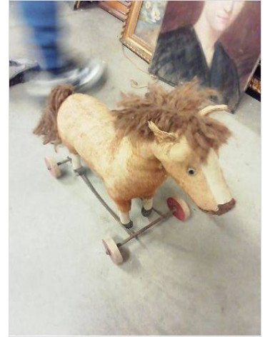 CHEVAL À BASCULE 