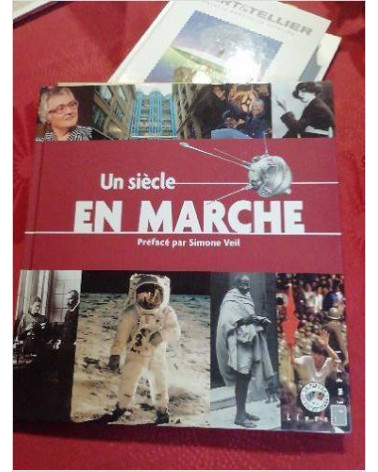 LIVRE + PLANCHE DE TIMBRES UN SIÈCLE EN MARCHE 